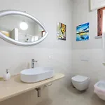 Raffaella Apartamento