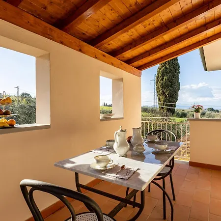 Raffaella Apartment